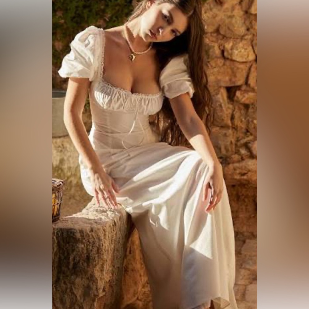 Chic Cream Puff Sleeve Maxi Dress from house of cb .. felizia